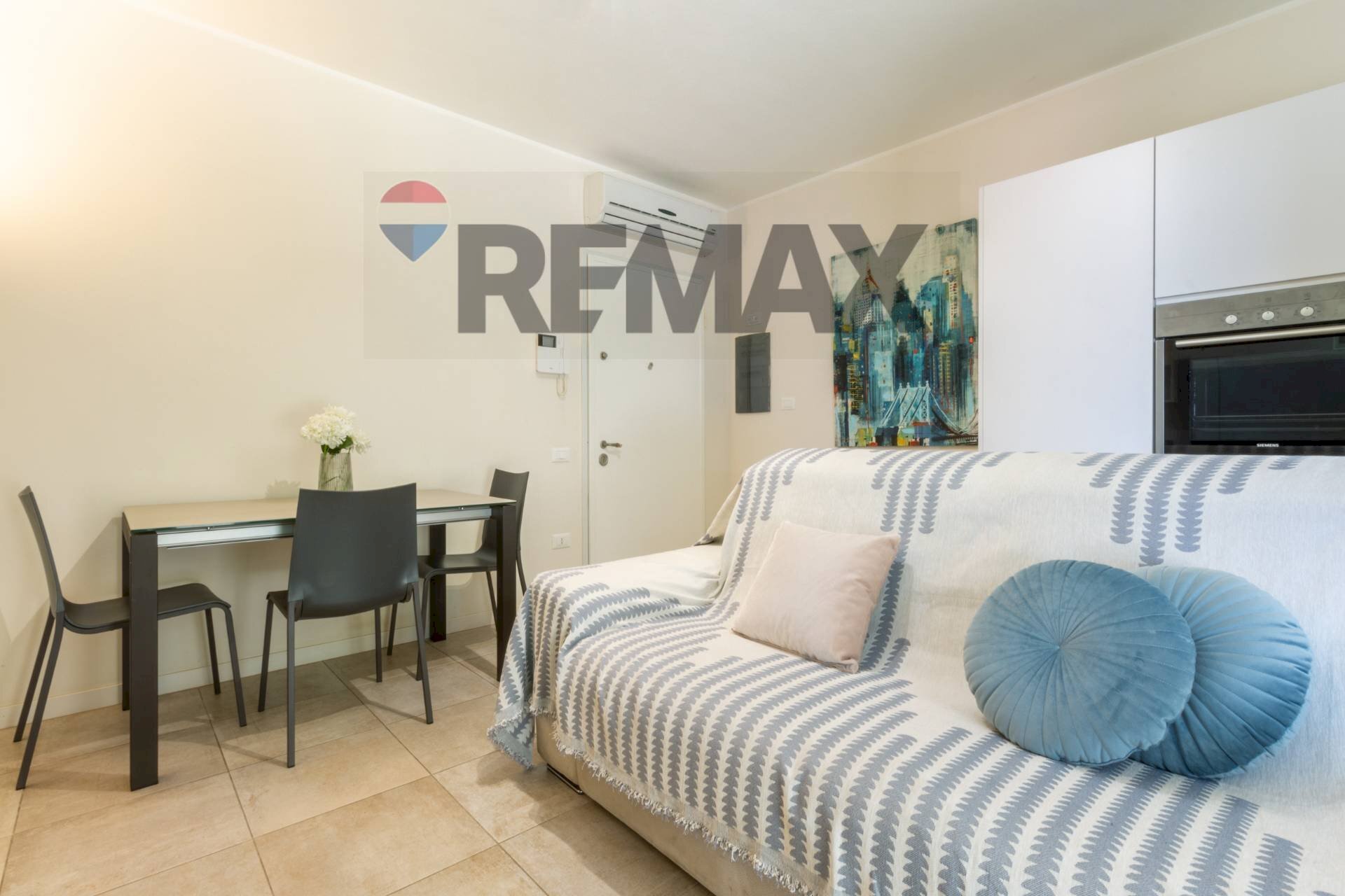 Sala da pranzo - Two-room apartment Cagliari - photo 2