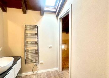 Bagno - Four-room apartment via Dante Alighieri, Sarezzo - photo 21