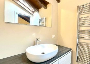 Bagno - Four-room apartment via Dante Alighieri, Sarezzo - photo 22