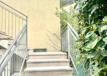 Scala - Four-room apartment via Dante Alighieri, Sarezzo - photo 26