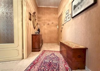 Ingresso - Trilocale via Ventotene, 106, Genova (zona Lagaccio) - foto 2