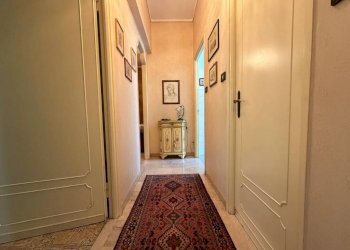 Corridoio - Trilocale via Ventotene, 106, Genova (zona Lagaccio) - foto 15