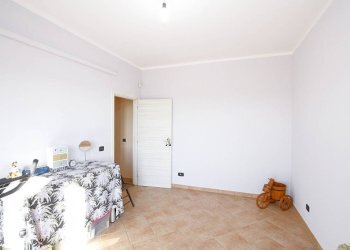 Camera da letto - Four-room apartment via Don Carlo Gnocchi, Parabita - photo 21