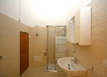 Bagno - Four-room apartment via Torino, Parabita - photo 15