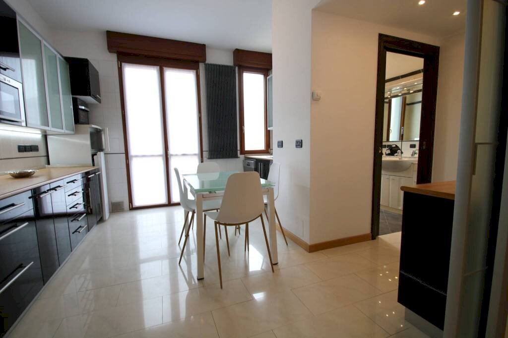 Cucina - Villa via Antonio Gramsci, San Giuliano Milanese - foto 1