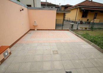 Cortile interno - Villa via Antonio Gramsci, San Giuliano Milanese - foto 18