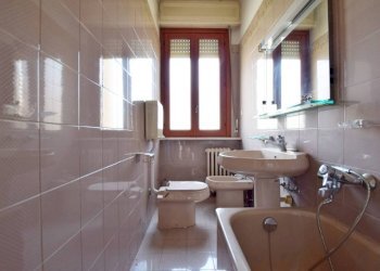 Bagno - Quadrilocale corso Italia, 15, Mondovì - foto 16