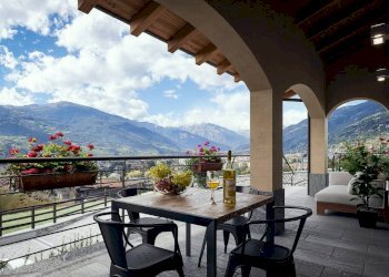 Terrazzo - Villa Frazione Porossan-Roppoz, Aosta - photo 6