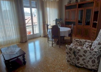 Salone - Four-room apartment via Gioacchino Rossini, 3, Varese - photo 1