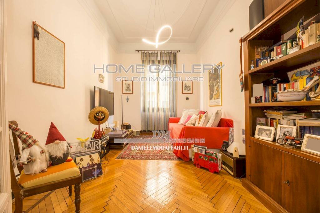 Soggiorno - Apartment via Bocchella, Genova (neighborhood Albaro) - photo 2