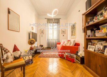 Soggiorno - Apartment via Bocchella, Genova (neighborhood Albaro) - photo 2