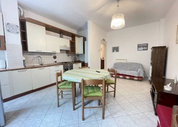 Cucina - Trilocale viale Italia, Ravenna (zona Porto Corsini) - foto 3