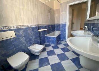 Bagno - Quadrilocale piazza Firenze, 4, Milano - foto 9