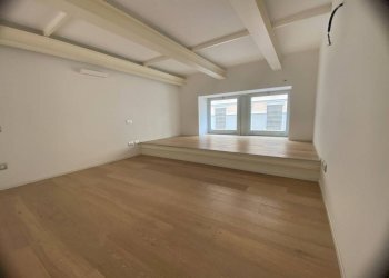 Camera da letto - Two-room apartment via Andrea Solari, 6, Milano - photo 12