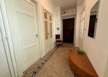 Corridoio - Four-room apartment via Pasquale Paoli, 40, Torino (neighborhood Lingotto) - photo 4