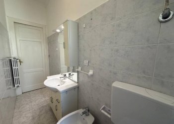 Bagno - Four-room apartment via Pasquale Paoli, 40, Torino (neighborhood Lingotto) - photo 27