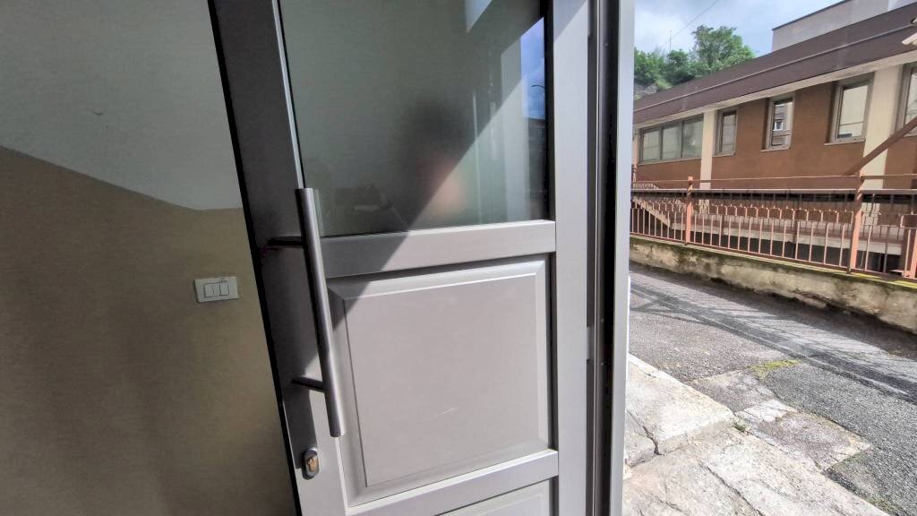 Interno non residenziale - Two-room apartment via Clavalité, 67, Aosta - photo 3