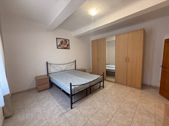 Camera da letto - Four-room apartment via Trivellari, Modena (neighborhood Centro Storico) - photo 2
