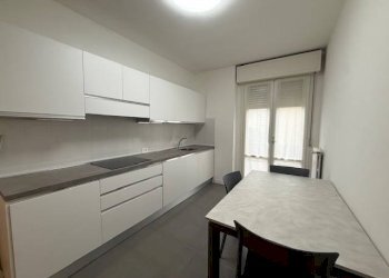 Cucina - Quadrilocale via Elia Rainusso, Modena - foto 1