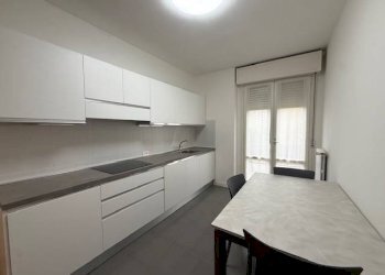 Cucina - Quadrilocale via Elia Rainusso, Modena - foto 9