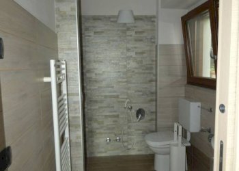 Bagno - Trilocale via Giuseppe Garibaldi, Guarene - foto 5