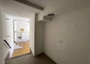 Interno non residenziale - Negozio via Oreste Regnoli, Roma - foto 12