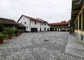 Cortile interno - Rustico via Sestriere, 3, Vinovo - foto 6