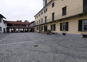 Cortile interno - Rustico via Sestriere, 3, Vinovo - foto 35