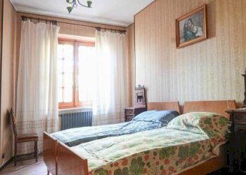 Camera da letto - Villa via Ambovo, 72, Borgo San Dalmazzo - photo 7