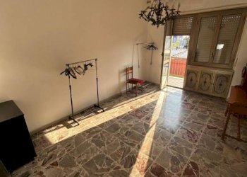 Salone - Trilocale via Chambery, 61/47, Torino (zona Pozzo Strada) - foto 4