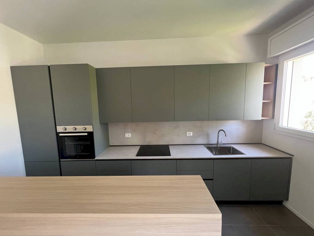 Cucina - Trilocale via Venezia, 9, San Lazzaro di Savena - foto 2