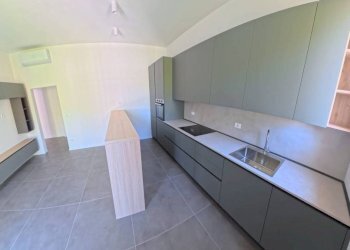 Soggiorno - Appartamento via Venezia, 9, San Lazzaro di Savena - foto 2