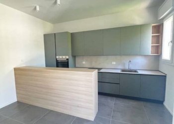 Soggiorno - Appartamento via Venezia, 9, San Lazzaro di Savena - foto 3