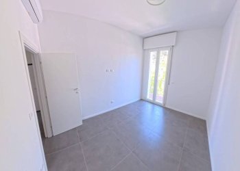 Camera da letto - Appartamento via Venezia, 9, San Lazzaro di Savena - foto 15