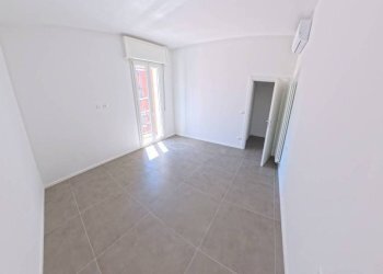 Camera da letto - Appartamento via Venezia, 9, San Lazzaro di Savena - foto 17