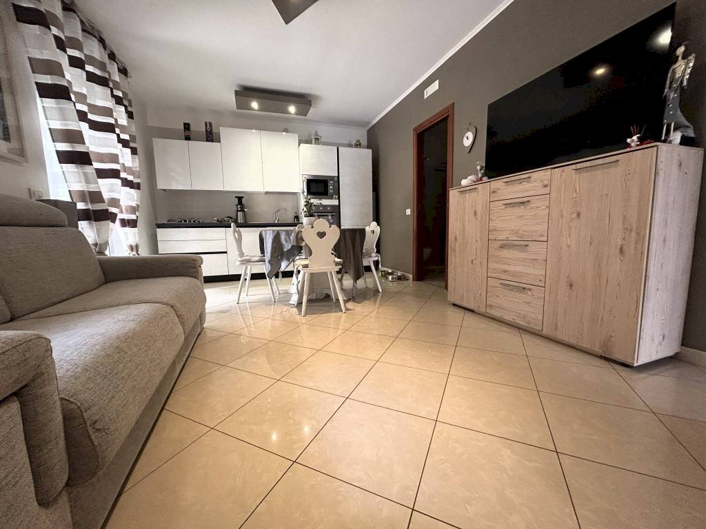 Salone - Two-room apartment via Vincenzo Amati, 34, Modugno - photo 1