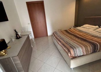 Camera da letto - Two-room apartment via Vincenzo Amati, 34, Modugno - photo 6