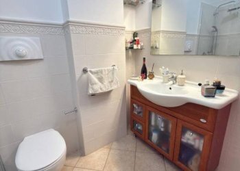Bagno - Two-room apartment via Vincenzo Amati, 34, Modugno - photo 9