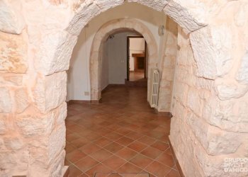 Interno palazzo - Villa strada Raschiazappa Zona L, Martina Franca - foto 12