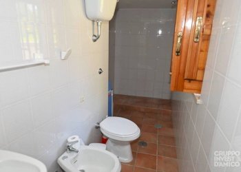 Bagno - Villa strada Raschiazappa Zona L, Martina Franca - foto 13