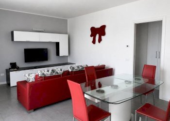 Salone - Three-room apartment via 4 Novembre, 65, Mariano Comense - photo 2