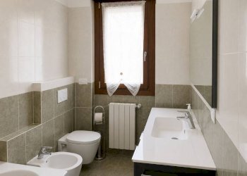 Bagno - Three-room apartment via 4 Novembre, 65, Mariano Comense - photo 10