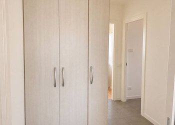 Corridoio - Three-room apartment via 4 Novembre, 65, Mariano Comense - photo 23