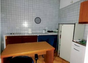 Cucina - Quadrilocale all'asta via Francesco Pozzo, 19, Genova (zona Albaro) - foto 6
