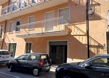 Facciata - Shop via Guglielmo Marconi, 32, Borgo San Dalmazzo - photo 1