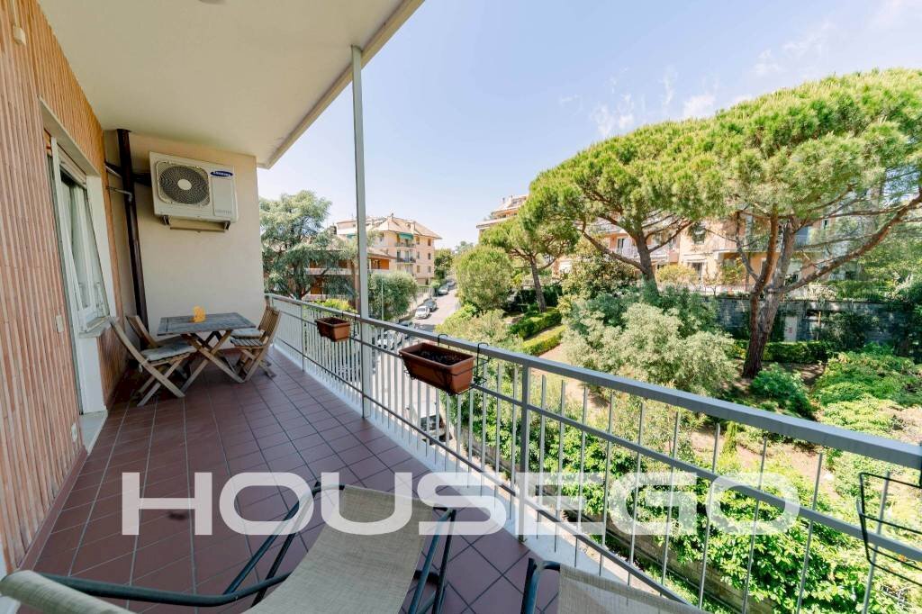 Terrazzo - Appartamento viale Quartara, 41, Genova (zona Quarto) - foto 2