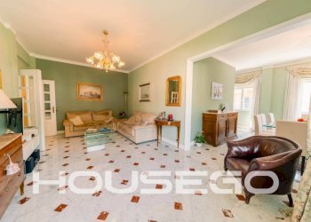 Salone - Appartamento viale Quartara, 41, Genova (zona Quarto) - foto 8