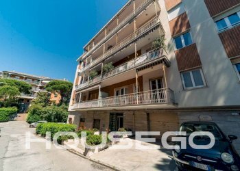 Facciata - Appartamento viale Quartara, 41, Genova (zona Quarto) - foto 36