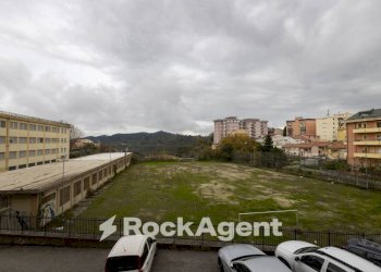 Vista - Two-room apartment via Ettore Vitale, Catanzaro - photo 8