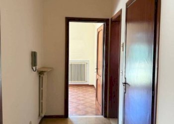 Corridoio - Appartamento via Puccini, Solignano - foto 1
